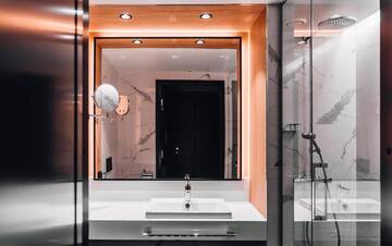 Фото номера Стандартный двухместный номер с 1 кроватью Отель Clarion Hotel Aviapolis г. Вантаа 13