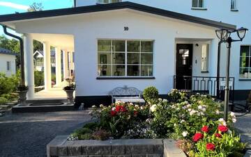 Фото номера Вилла Отели типа «постель и завтрак» Villa Jokivarsi Bed &amp; Breakfast г. Вантаа 4