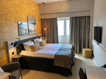 Фото номера Стандартный двухместный номер с 1 кроватью Отель Skyline Airport Hotel г. Вантаа 4
