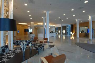 Фото Отель Hilton Helsinki Airport г. Вантаа 4