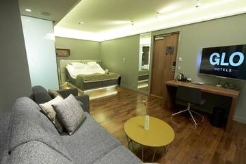 Фото номера Двухместный номер с 1 кроватью Отель GLO Hotel Airport г. Вантаа 6